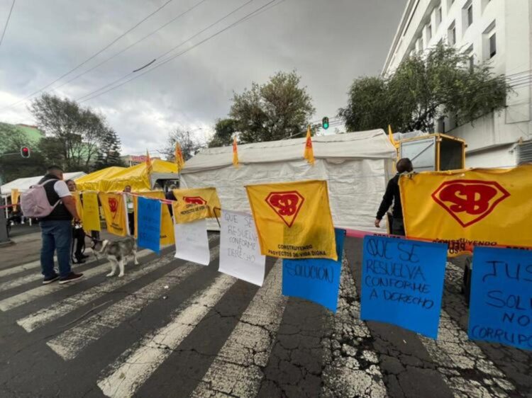 Ocupación ilegal de terrenos, vía para alcanzar posiciones en el poder