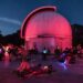 Científicos y curiosos observaron juntos el eclipse lunar parcial en Texas
