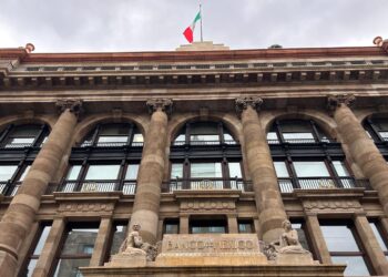 Banxico mantiene tasa de interés en 6.50% tras menor inflación