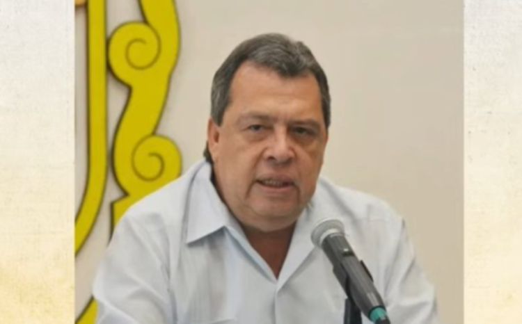 Ángel Aguirre, 12 años después, termina por hundirse (Opinión)