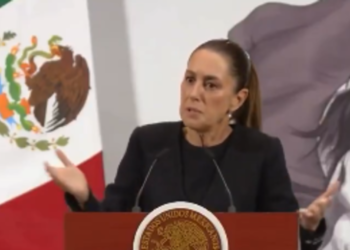 Morena y Palacio Nacional alistan candados y tapones contra oposición; Sheinbaum, en “baño masiosare”