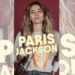 Paris Jackson y Debbie Rowe, madre e hija, en una imagen que acompaña el recuerdo de su primer encuentro cuando la cantante tenía 15 años.
