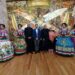 Ballet Folklórico de México de Amalia Hernández durante una presentación escénica con bailarines en vestuario tradicional mexicano.