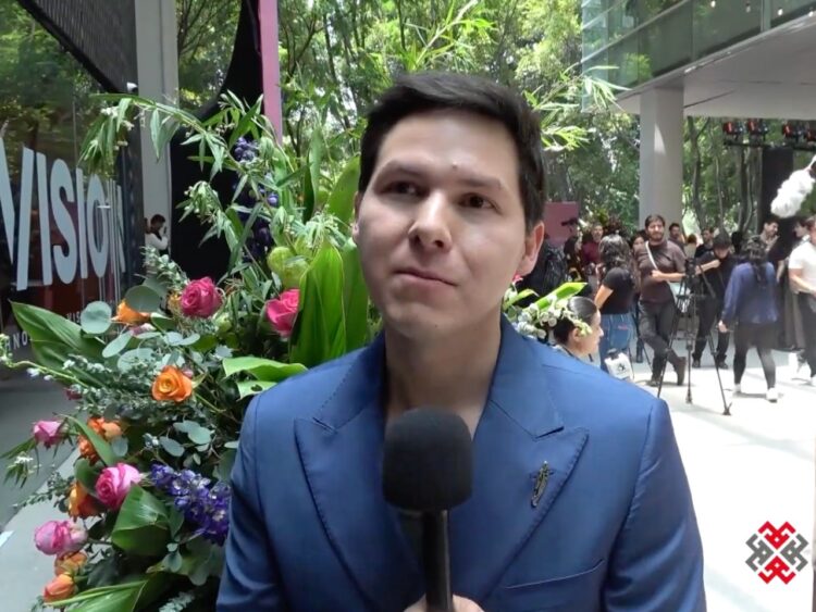 Ernesto Rocha, actor nominado al Ariel por su primer papel protagónico en cine, durante una entrevista sobre su trayectoria y la película que protagoniza.