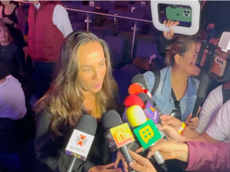 Consuelo Duval durante un encuentro con medios en el que habló sobre su familia y sus próximos proyectos profesionales.