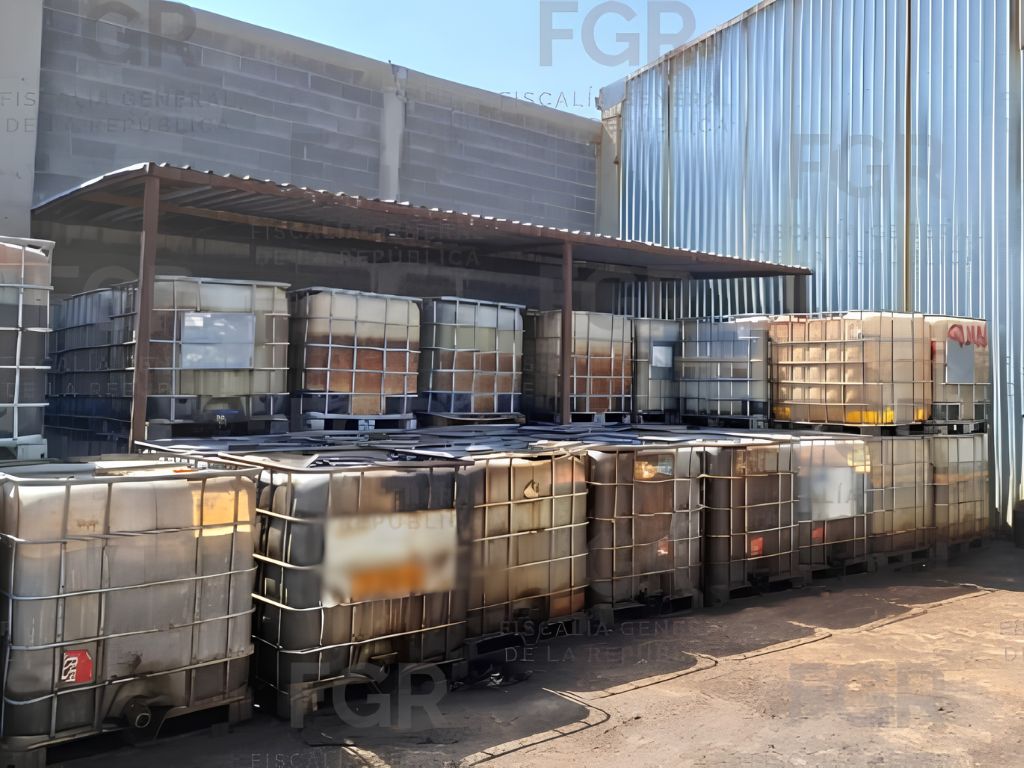 El aseguramiento también incluyó productos ilegales almacenados. AMEXI Foto