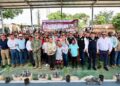 Familias desplazadas en Olinalá, Guerrero, reciben alimentos