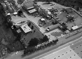 El inmueble almacenaba 800 mil litros de hidrocarburos. AMEXI Foto
