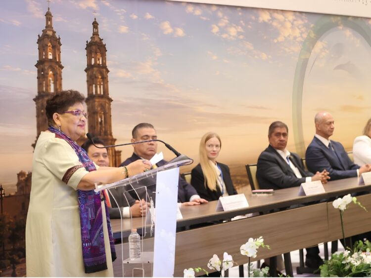 Ernestina Godoy. Llamado a la coordinación de las fiscalías. AMEXI Foto FGR