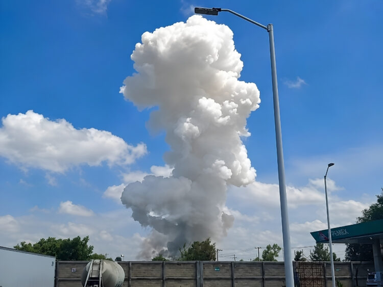 Explosión en un taller de pirotecnia en Zumpango. AMEXI Foto
