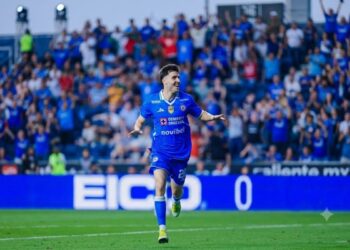 Triunfal debut del campeón Cruz Azul. AMEXI/Foto/Tomada de @CruzAzul
