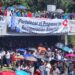 Trabajadores del STUNAM durante el Mitin en la rectoría