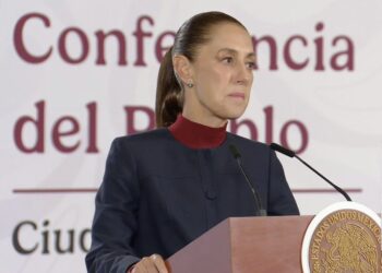 No existe "lista negra" de periodistas anti-4T: Sheinbaum