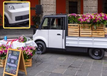Presentan auto mexicano Olinia carga