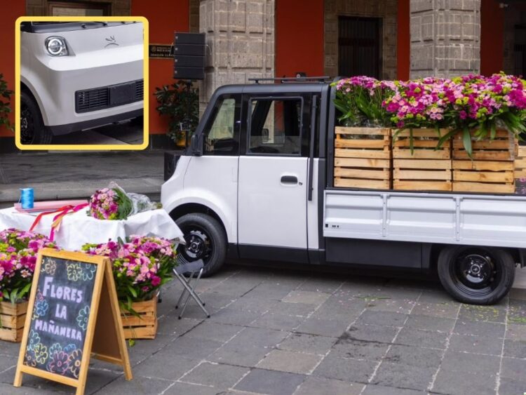 Presentan auto mexicano Olinia carga