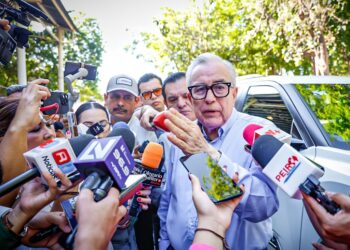 Congreso de Sinaloa aprueba segunda licencia indefinida de Rubén Rocha Moya