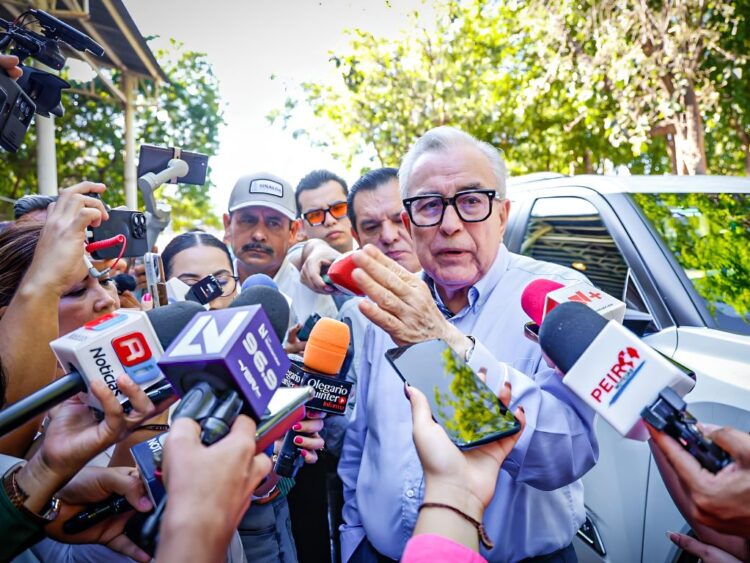 Congreso de Sinaloa aprueba segunda licencia indefinida de Rubén Rocha Moya