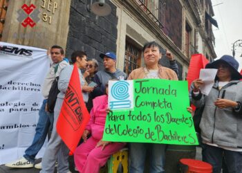 rganizaciones sociales se solidarizan con la lucha de los trabajadores del Colegio de bachilleres