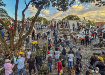 Sismo en Colombia: confusión por cifra de muertos; bloquean a rescatistas