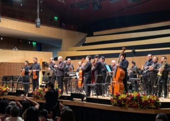 Sones de la Tierra llegó a El Cantoral con siete obras inéditas que fusionan música tradicional mexicana y música de cámara. | AMEXI/FOTO: Lilia Pérez