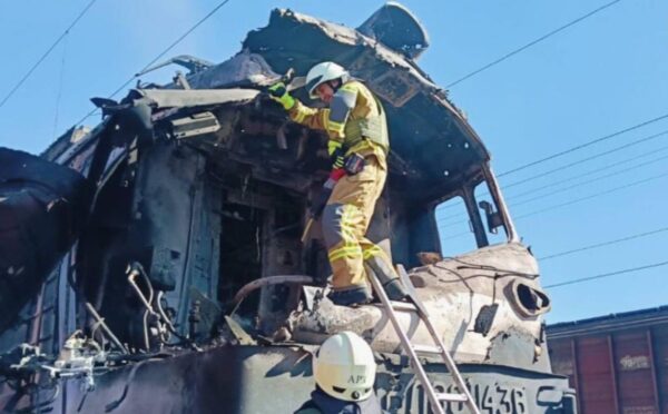 Dos muertos es el saldo de un ataque con drones ruso contra un tren de pasajeros, en Ucrania