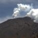 El Popocatépetl emitió 35 exhalaciones con vapor, gases volcánicos y ceniza. | AMEXI/FOTO: Cenapred