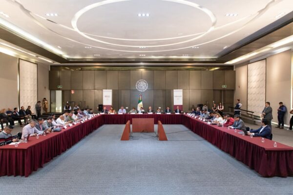 Participan 10 presidentes municipales de la región