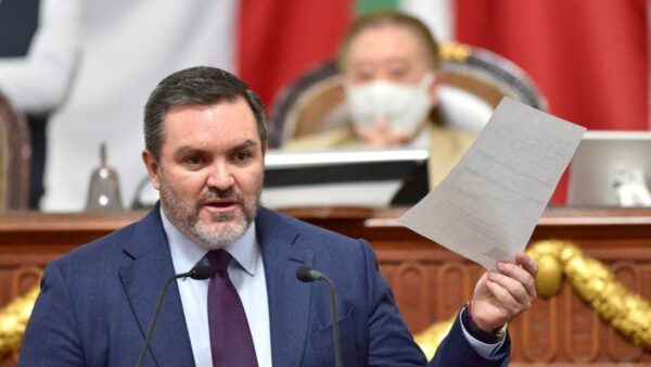El vocero de la bancada panista, Federico Döring,