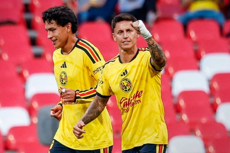 América sobrevive a mala primera parte y golea 3-0 al Santos Laguna