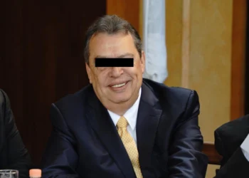 Kenia López y Dolores Padierna chocan por detención de Ángel Aguirre
