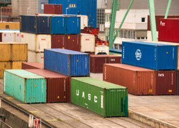 Exportaciones mexicanas crecen 43.7%% en julio, su mayor dinamismo en más de 5 años