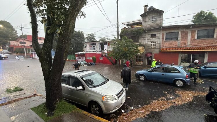¡CDMX bajo el agua! Activan alertas Amarilla, Naranja y Roja por lluvias en todas las alcaldías