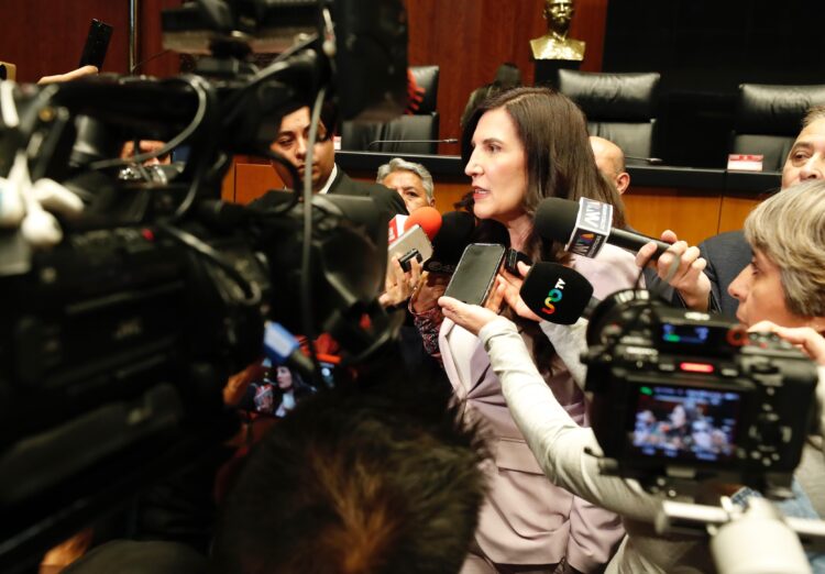 Presidenta de Cámara de Diputados llama a Ávila y Gutiérrez a la civilidad por el bien de México