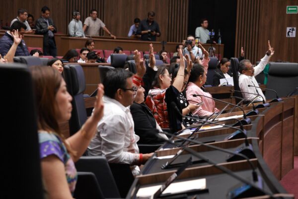 Oaxaca faculta a autoridades a eliminar contenido de violencia digital contra mujeres