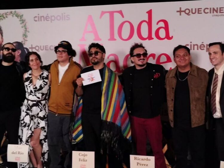 “A Toda Madre”, protagonizada por Ricardo Pérez y “El Cojo Feliz”, llega a los cines de México el 17 de septiembre. | AMEXI/FOTO: RRSS