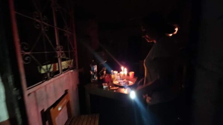 CFE restablece servicio eléctrico en Chiapas