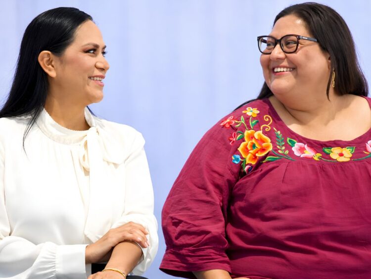 Ariadna Montiel y Citlalli Hernández, dirigentes de Morena, encabezaron el proceso de definición de las 17 coordinaciones estatales rumbo a las elecciones de 2027. AMEXI Foto
