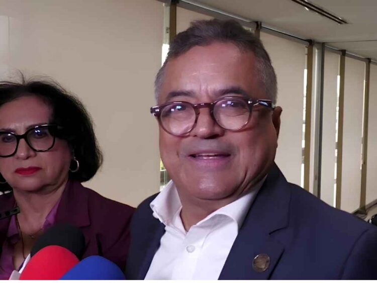 Carol Antonio Altamirano reconoció que hay la intención de aumentar el IEPS. AMEXI Foto