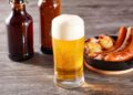 Cervezas y embutidos. AMEXI Foto Canva