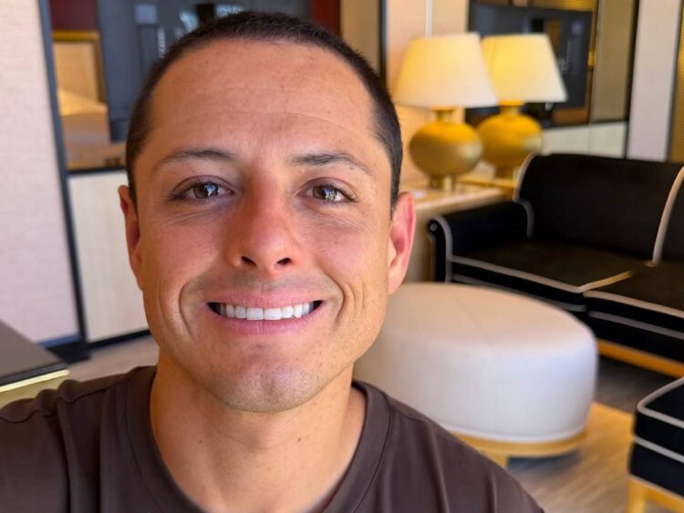 ¿Chicharito ya recibió respusta de Luis Miguel? El jugador compartió buenas noticias
