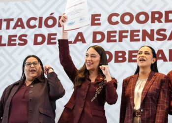 Citlalli Hernández, Julieta Ramírez y Ariadna Montiel. AMEXI Foto Especial