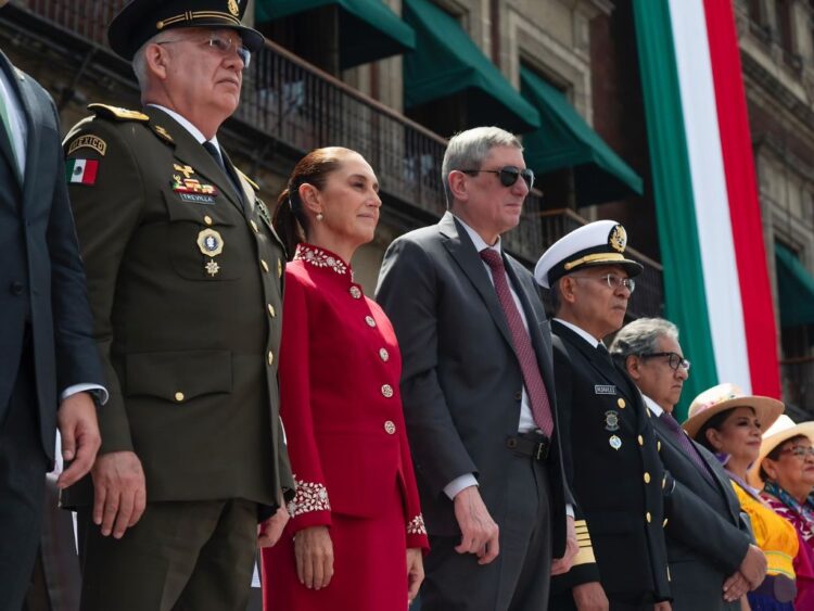 Claudia Sheinbaum Sheinbaum no contagia emoción nacional en las Fiestas Patrias. Columna La Retaguardia