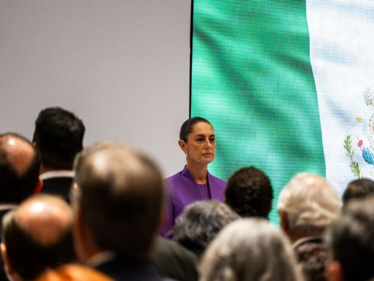 Obras Claudia Sheinbaum durante su Segundo Informe de Gobierno en Palacio Nacional. AMEXI Foto Abril Naranjo