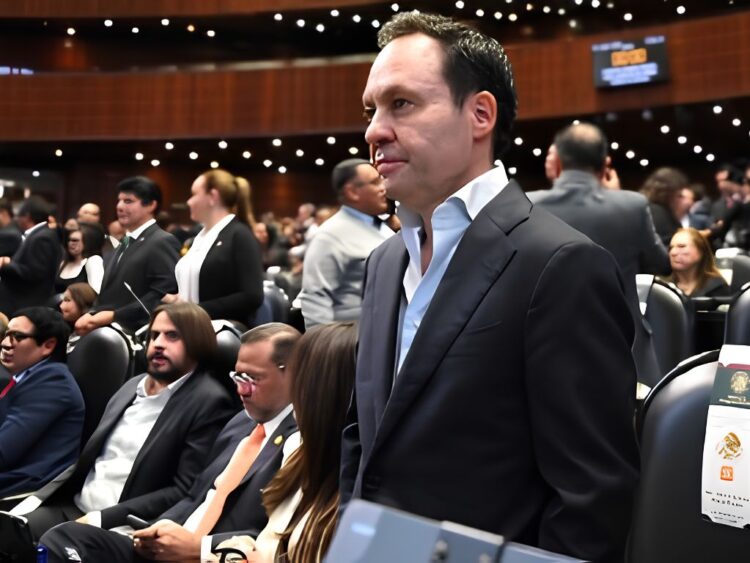 Clemente Castañeda rechaza alianza opositora con el PRI. AMEXI Foto