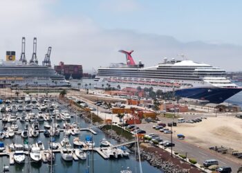 Cruceros en Ensenada, Baja California. AMEXI Foto municipio de Ensenada