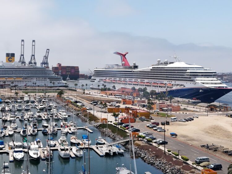 Cruceros en Ensenada, Baja California. AMEXI Foto municipio de Ensenada