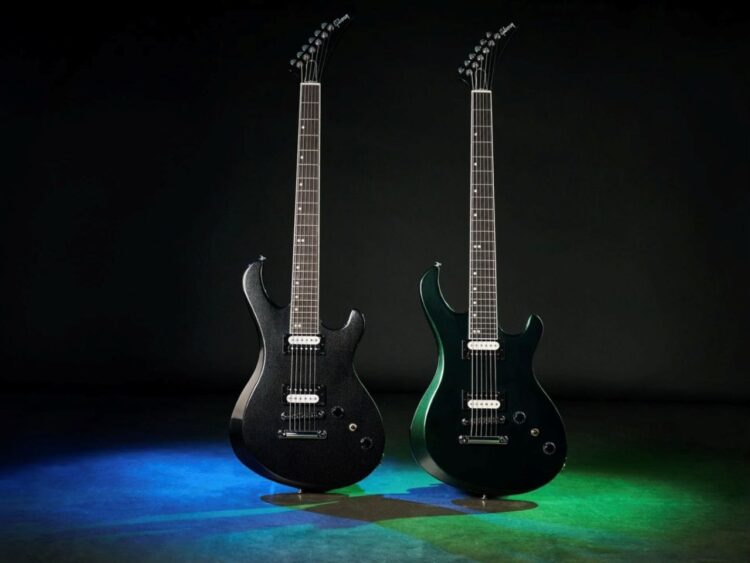 Guitarra Gibson Victory Baritone en acabado metálico, con diseño de escala extendida, pastillas humbucker ELEV8 y estética contemporánea.