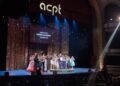 Personalidades del teatro mexicano durante la alfombra roja de los Premios ACPT 2026 en el Teatro de la Ciudad Esperanza Iris.