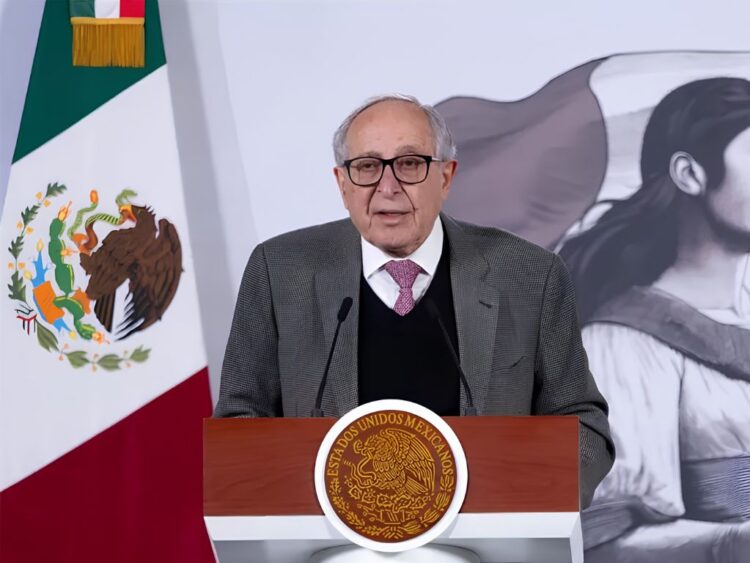 El secretario de Salud, David Kershenobich, al presentar el balance de infraestructura, abasto y atención médica en la conferencia matutina.
