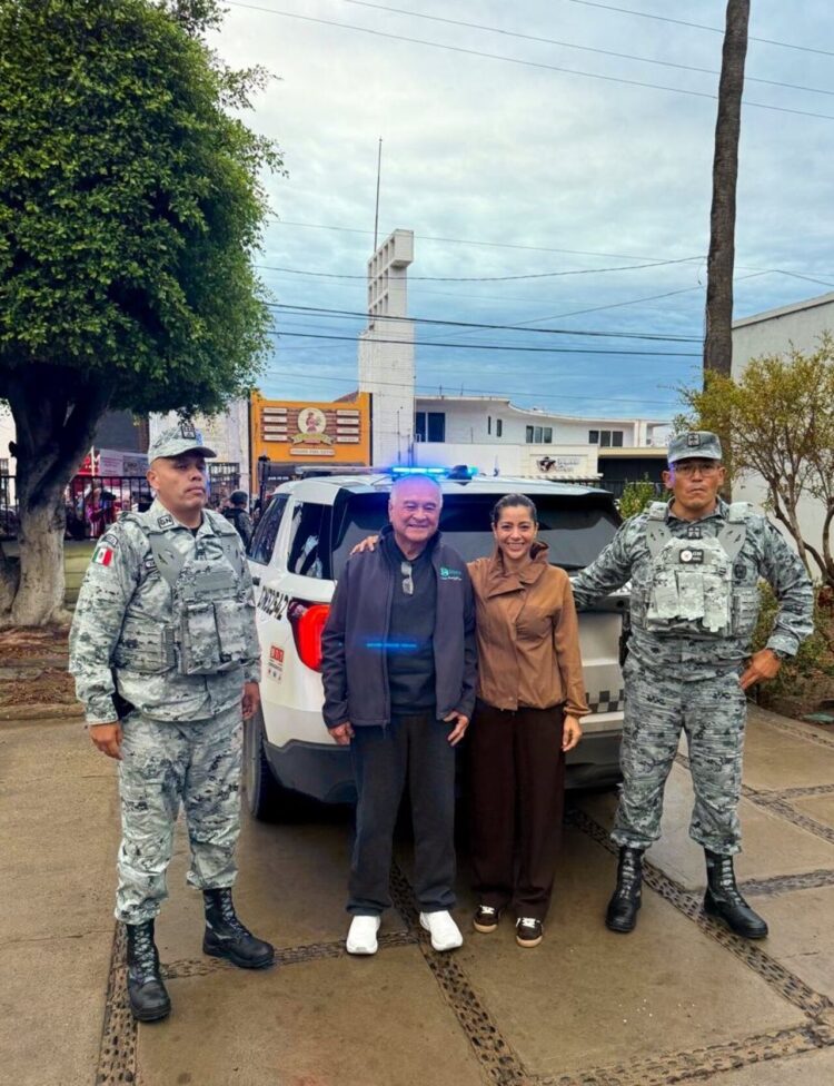 Ernesto Ruffo llega a Ensenada con prisión domiciliaria y anuncia actividad política